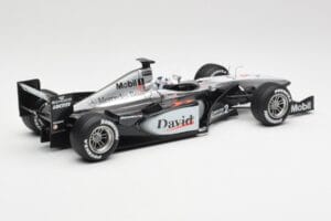 McLaren MP4-15 #2 D. Coulthard F1 2000 Hot Wheels 1:18 26740 Metall - pilt 2/6