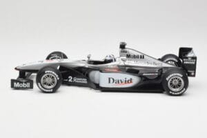 McLaren MP4-15 #2 D. Coulthard F1 2000 Hot Wheels 1:18 26740 Metall - pilt 3/6