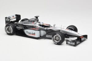 McLaren MP4-15 #2 D. Coulthard F1 2000 Hot Wheels 1:18 26740 Metall - pilt 4/6