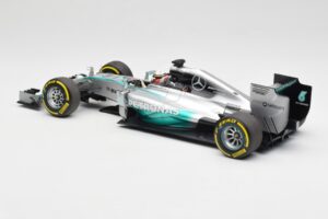 Mercedes AMG Petronas W05 #44 L. Hamilton F1 World Champion 2014 Minichamps 1:18 186140044 Metall - pilt 5/7