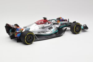 Mercedes AMG W13 E Performance Petronas #63 G. Russell Miami GP 2022 Minichamps 1:18 110220563 Metall - pilt 2/7