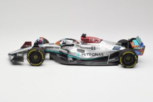 Mercedes AMG W13 E Performance Petronas #63 G. Russell Miami GP 2022 Minichamps 1:18 110220563 Metall - pilt 3/7