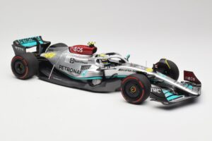 Mercedes AMG W13 E Performance Petronas #44 L. Hamilton Spanish GP 2022 Minichamps 1:18 110220044 Metall - pilt 4/7