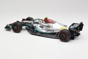 Mercedes AMG W13 E Performance Petronas #44 L. Hamilton Spanish GP 2022 Minichamps 1:18 110220044 Metall - pilt 5/7
