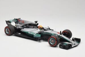 Mercedes AMG W08 EQ Power+ Petronas #44 L. Hamilton F1 World Champion 2017 Minichamps 1:18 186170044 Vaik - pilt 4/7