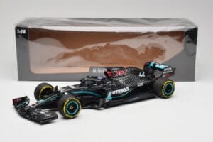 Mercedes AMG W11 Petronas #44 L. Hamilton Styrian GP Winner 2020 Minichamps 1:18 110200244 Vaik - pilt 7/7