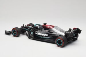 Mercedes AMG W12 Petronas #44 L. Hamilton Spanish GP 100th Pole 2021 Minichamps 1:18 110210444 Vaik - pilt 5/7
