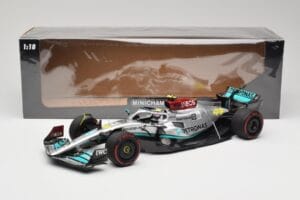 Mercedes AMG W13 E Performance Petronas #44 L. Hamilton Brazilian GP 2022 Minichamps 1:18 110222144 Vaik - pilt 7/7