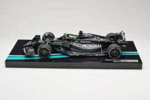Mercedes AMG W14 E Performance Petronas #63 G. Russell Bahrain GP 2023 Minichamps 1:18 113230163 Vaik