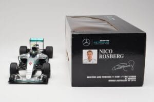Mercedes AMG W07 #6 N. Rosberg Australia GP Winner 2016 Minichamps 1:18 110160006 Metall - pilt 7/7