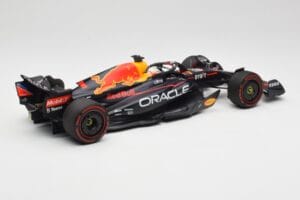Oracle Red Bull Racing RB18 #1 M. Verstappen Winner Belgian GP 2022 Minichamps 1:18 110221401 Metall - pilt 2/7