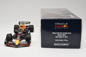 Oracle Red Bull Racing RB18 #11 S. Perez Abu Dhabi GP 2022 Minichamps 1:18 110222211 Metall - pilt 6/7