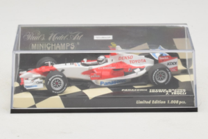 Toyota J. Trulli Panasonic Toyota Racing Showcar F1 2007 Minichamps 1:43 400070082 Metall - pilt 5/5