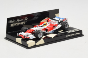 Toyota TF107 Panasonic #11 R. Schumacher Panasonic Toyota Racing Showcar 2007 Minichamps 1:43 400070081 Metall - pilt 2/5