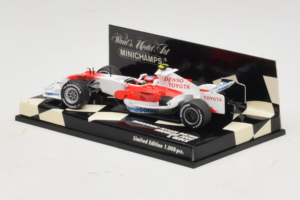 Toyota T. Glock Panasonic Toyota Racing Showcar F1 2008 Minichamps 1:43 400080082 Metall - pilt 3/5