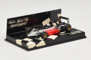 Toyota TF106 #12 J. Trulli Panasonic Toyota Racing F1 2006 Minichamps 1:43 400060008 Metall - pilt 2/5