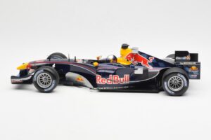 Red Bull Racing Cosworth RB1 #15 C. Klien F1 2005 Minichamps 1:18 100050015 Metall - pilt 3/6