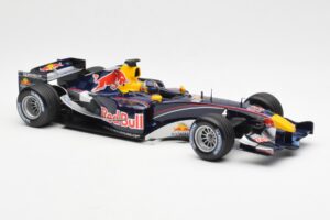 Red Bull Racing Cosworth RB1 #15 C. Klien F1 2005 Minichamps 1:18 100050015 Metall - pilt 4/6