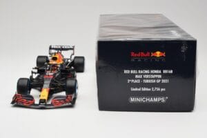 Red Bull Racing Honda RB16B #33 M. Verstappen Turkish GP 2nd Place 2021 Minichamps 1:18 110211633 Metall - pilt 6/7