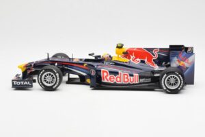 Red Bull RB6 #7 M. Webber Red Bull Racing Showcar 2010 Minichamps 1:18 150100076-R1 Metall - pilt 3/6