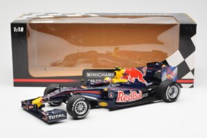 Red Bull RB6 #7 M. Webber Red Bull Racing Showcar 2010 Minichamps 1:18 150100076-R1 Metall - pilt 6/6