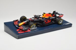 Red Bull Racing Honda RB16B #33 M. Verstappen Emilia Romagna GP 2021 Case Edition Minichamps 1:18 113210133 Vaik - pilt 2/7