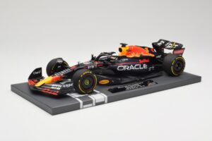 Oracle Red Bull Racing RB18 #33 M. Verstappen Belgian GP 2022 Minichamps 1:18 113221401 Vaik - pilt 2/7