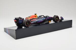 Oracle Red Bull Racing RB19 #33 M. Verstappen Miami GP 2023 Case Edition Minichamps 1:18 113233501 Vaik - pilt 3/7