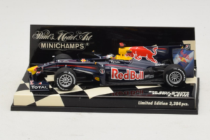 Red Bull Racing RB6 S. Vettel F1 Showcar 2010 Minichamps 1:43 400100075 Metall