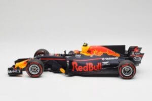 Red Bull Racing RB13 Tag Heuer #33 M. Verstappen Australian GP 2017 Minichamps 1:18 110170033 Vaik - pilt 3/7