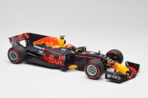 Red Bull Racing RB13 Tag Heuer #33 M. Verstappen Australian GP 2017 Minichamps 1:18 110170033 Vaik - pilt 4/7