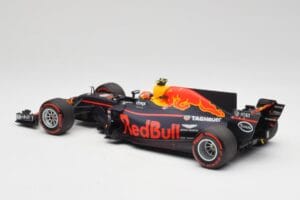 Red Bull Racing RB13 Tag Heuer #33 M. Verstappen Australian GP 2017 Minichamps 1:18 110170033 Vaik - pilt 5/7