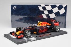 Red Bull RB12 #33 M. Verstappen Spain GP Winner 2016 Minichamps 1:18 117160333 Metall - pilt 6/7