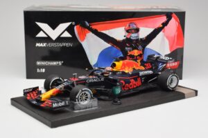 Red Bull RB16B #33 M. Verstappen Dutch GP Winner 2021 Minichamps 1:18 113212533 Metall - pilt 6/7