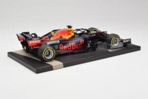 Red Bull RB16B #33 M. Verstappen France GP Winner 2021 Minichamps 1:18 113210833 Metall - pilt 3/7