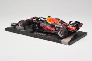 Red Bull RB16B #33 M. Verstappen Abu Dhabi GP 2021 Winner Missing Figurine & Pitboard Minichamps 1:18 113212333 Vaik - pilt 5/7