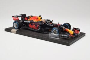 Red Bull RB16B #33 M. Verstappen Belgian GP 2021 Winner Minichamps 1:18 113211333 Vaik - pilt 4/7