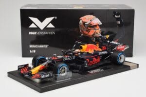 Red Bull RB16B #33 M. Verstappen Belgian GP 2021 Winner Minichamps 1:18 113211333 Vaik - pilt 6/7