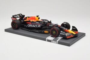 Red Bull RB18 Oracle #1 M. Verstappen Dutch GP 2022 Winner Minichamps 1:18 113221501 Vaik - pilt 4/7
