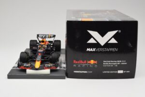 Red Bull RB18 #1 M. Verstappen Emilia Romagna GP 2022 Winner Minichamps 1:18 113220401 Vaik - pilt 6/7