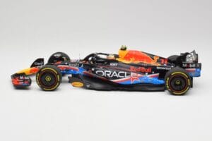 Red Bull RB19 #1 M. Verstappen Austin GP Winner 2023 Minichamps 1:18 110231901 Metall - pilt 3/6