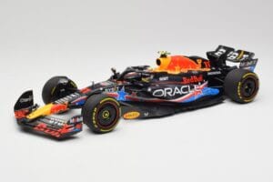 Red Bull RB19 #1 M. Verstappen Austin GP Winner 2023 Minichamps 1:18 110231901 Metall