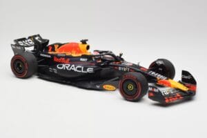 Red Bull RB19 #1 M. Verstappen Qatar Sprint Race 2nd WC 2023 Minichamps 1:18 110231801 Metall - pilt 4/6