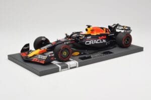 Red Bull RB19 Oracle #1 M. Verstappen Australian GP 2023 Winner Minichamps 1:18 113230301 Vaik - pilt 2/7