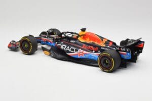 Red Bull RB19 #11 S. Perez Austin GP 2023 Minichamps 1:18 110231911 Metall - pilt 5/6
