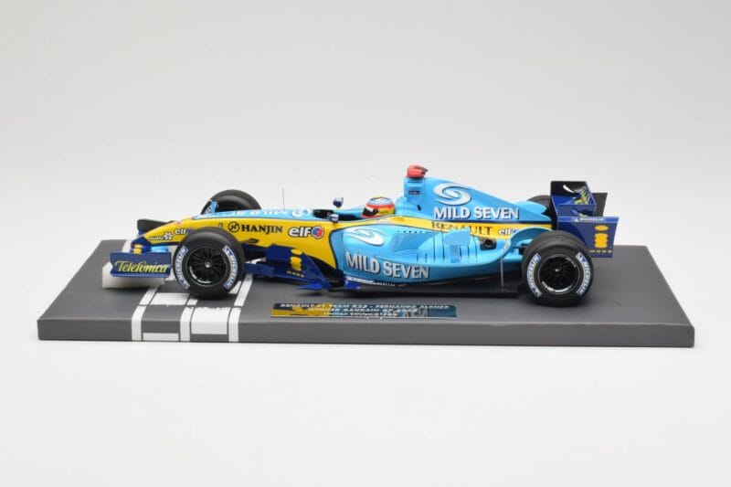 Renault R25 #5 F. Alonso Bahrain GP 2005 Minichamps 1:18 117050305 Vaik