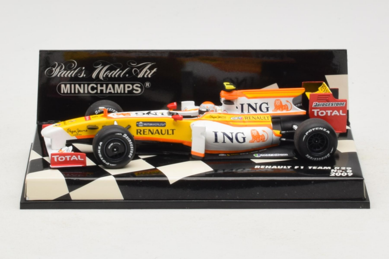 Renault R29 #8 N. Piquet Jr. F1 2009 Minichamps 1:43 400090008 Metall