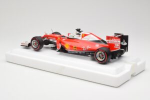 Scuderia Ferrari SF16-H #5 S. Vettel Italian GP 2016 BBR 1:18 BBR181625 Metall - pilt 5/7