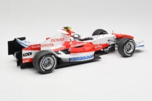 Toyota TF107 #12 J. Trulli F1 Launch Livery 2007 Minichamps 1:18 AM601321 Metall - pilt 2/6