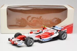 Toyota TF107 #12 J. Trulli F1 Launch Livery 2007 Minichamps 1:18 AM601321 Metall - pilt 6/6